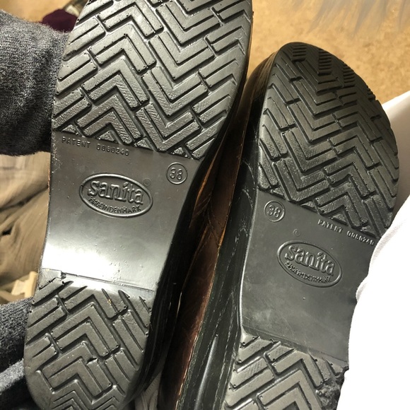 Sanita brown oiled leather slip on nursing professional walking comfort clogs - Picture 7 of 9